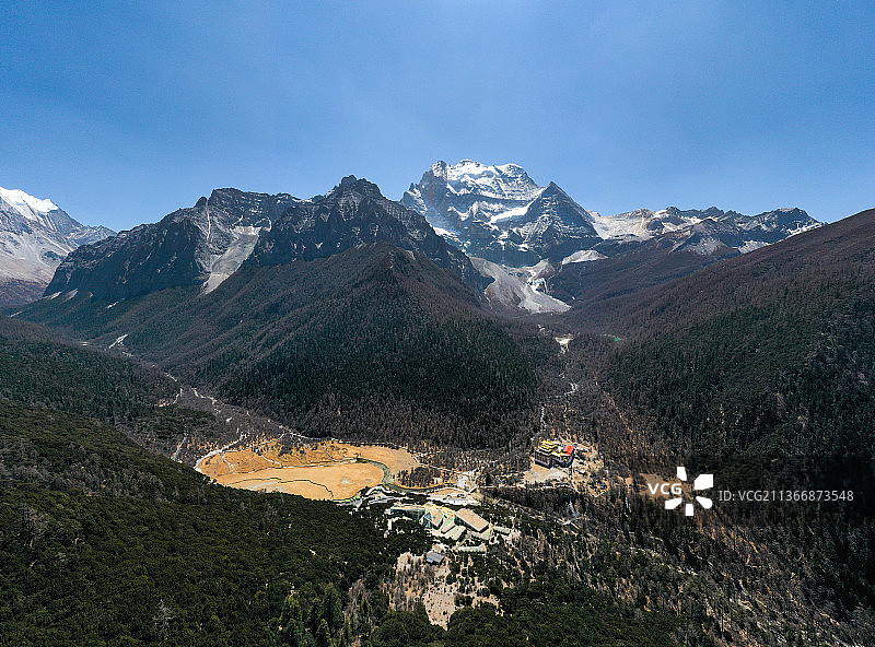 稻城亚丁图片素材