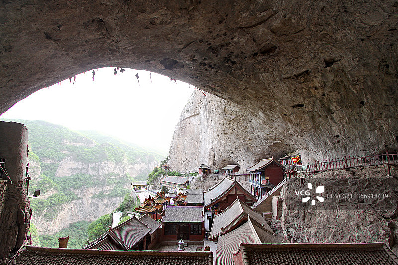 山西省晋中市介休绵山云峰寺风光图片素材