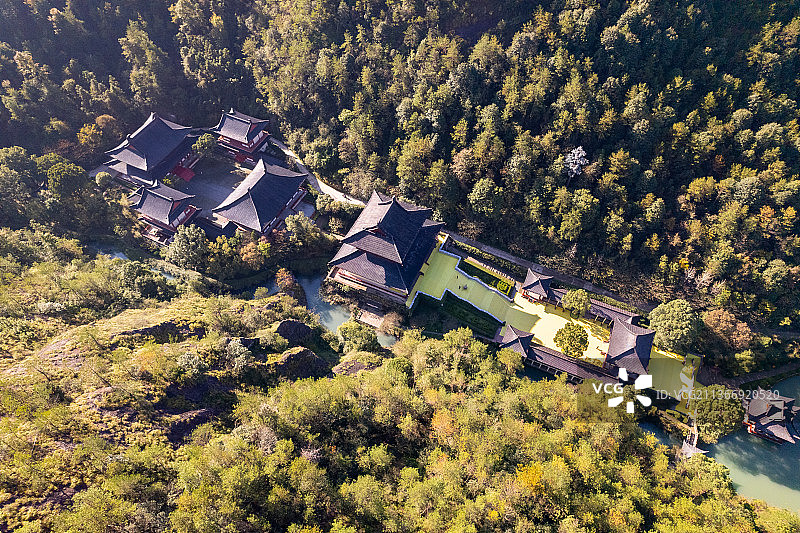 航拍丽水缙云仙都风景区鼎湖峰景点黄帝祠宇图片素材