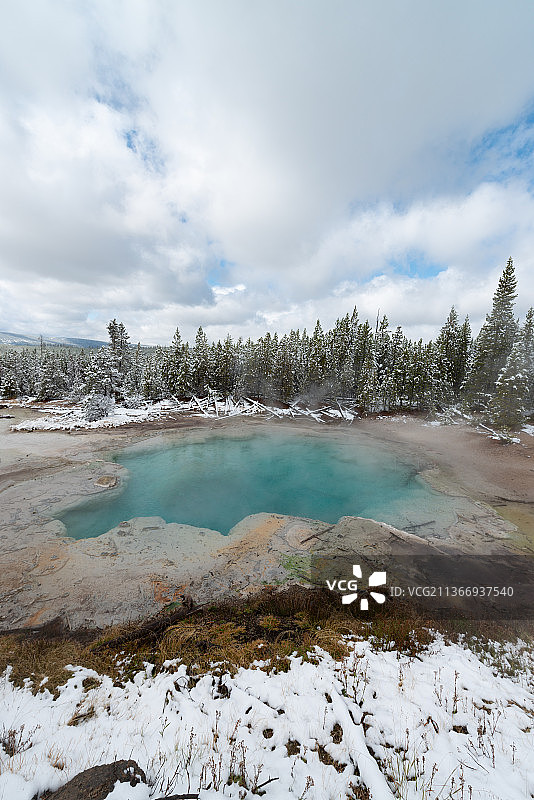 黄石国家公园雪景图片素材