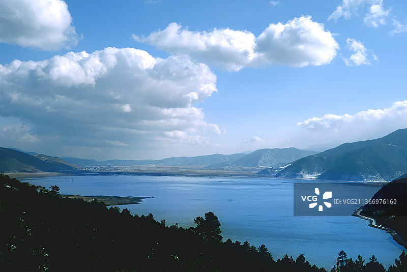 云南德钦帕纳海图片素材