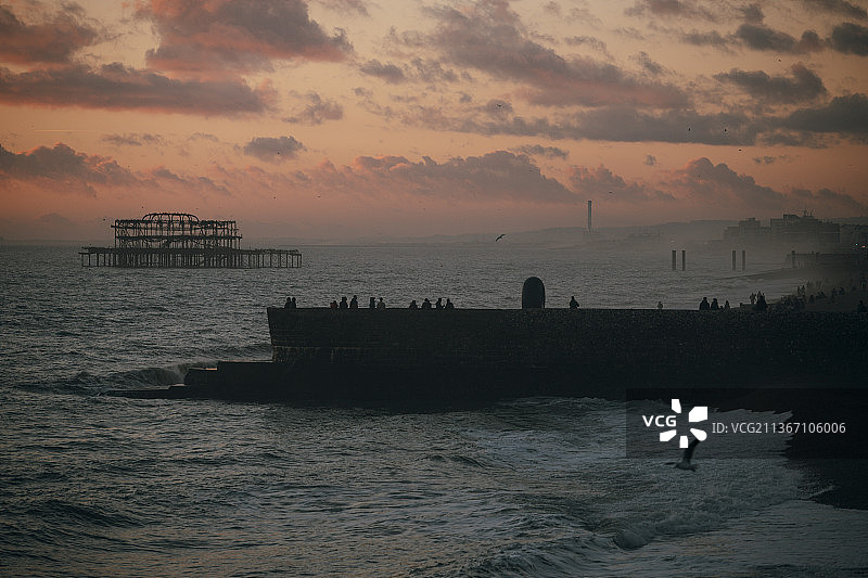 英国海滨城市-布莱顿日落时分图片素材