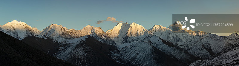 贡嘎神山图片素材