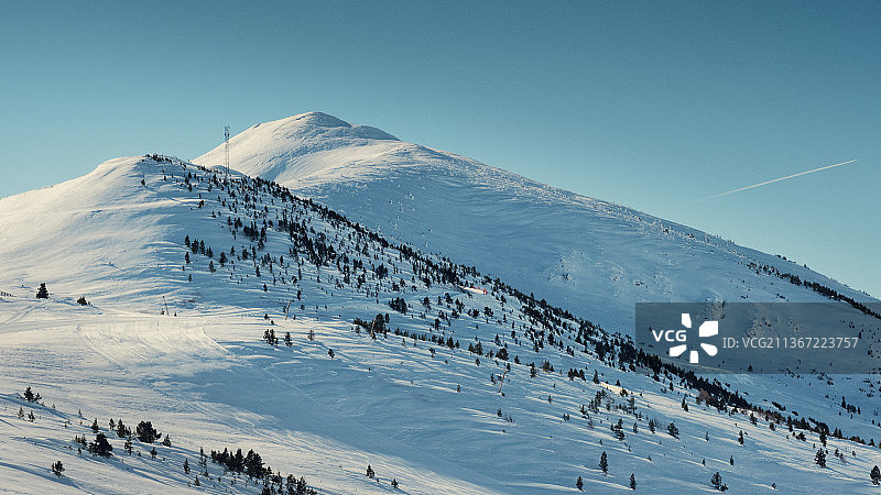 塔伯索峰雪山风景，法国图片素材