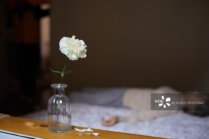 弱势群体，独居老人，孤独死亡，孤独图片素材