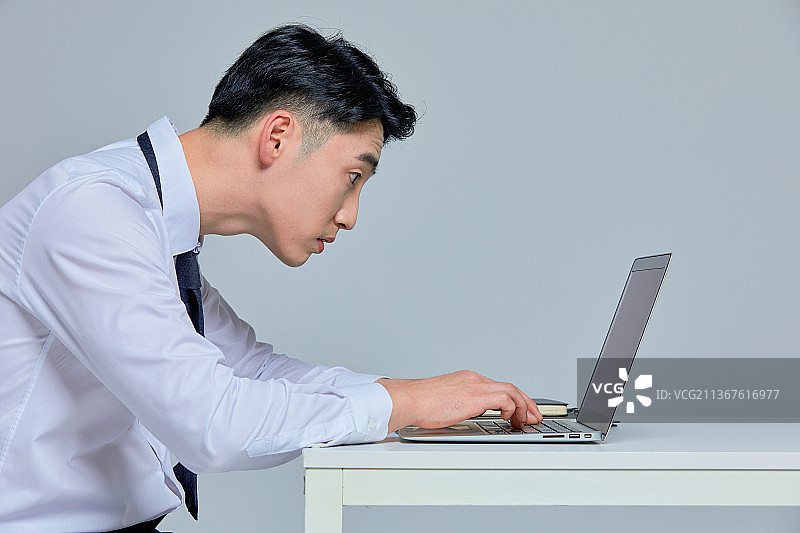 白领、颈椎综合征、疼痛、人体颈部、颈部疼痛、疾病、压力、不良姿势、不良习惯图片素材