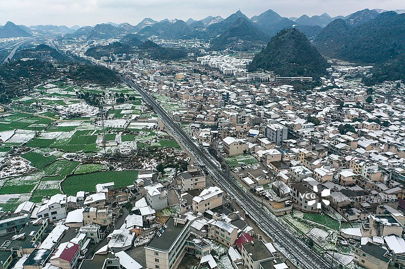 贵阳发展安顺平坝迎来新的机遇，天龙屯堡600年风韵吸引游人图片素材