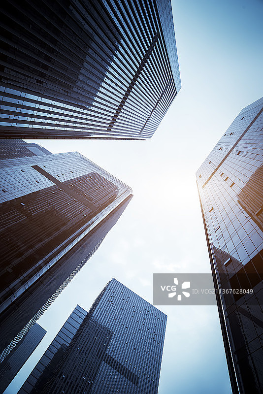 户外金融区办公楼外立面和玻璃图片素材