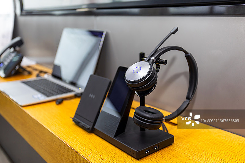 福建厦门音响耳机充电电子设备图片素材