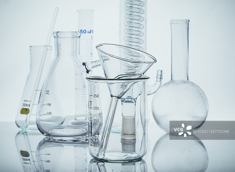 生物化学玻璃仪器拍摄图片素材