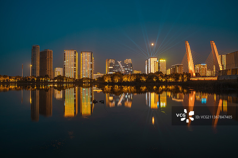 郑州龙子湖夜景图片素材