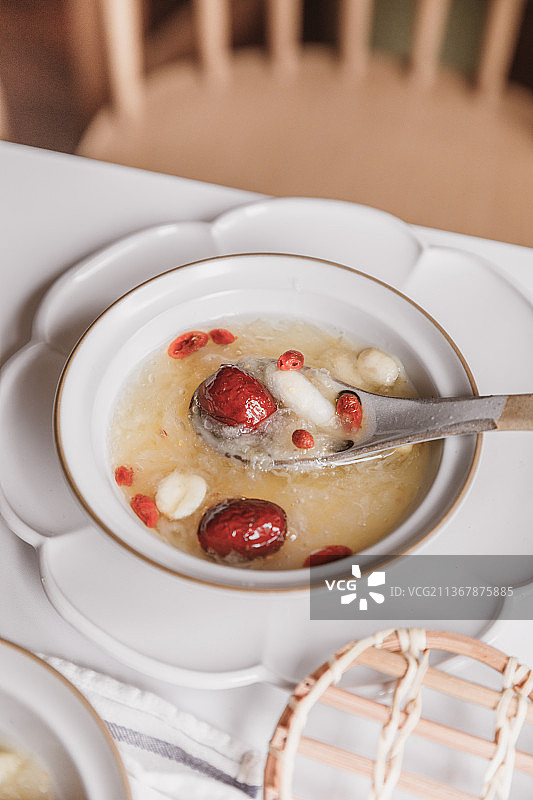 枸杞莲子红枣银耳羹图片素材