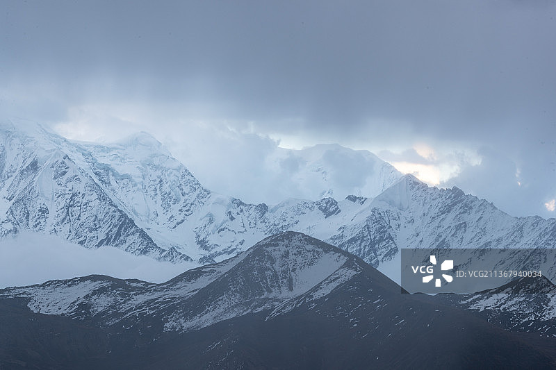 四川省第一高峰贡嘎雪山图片素材