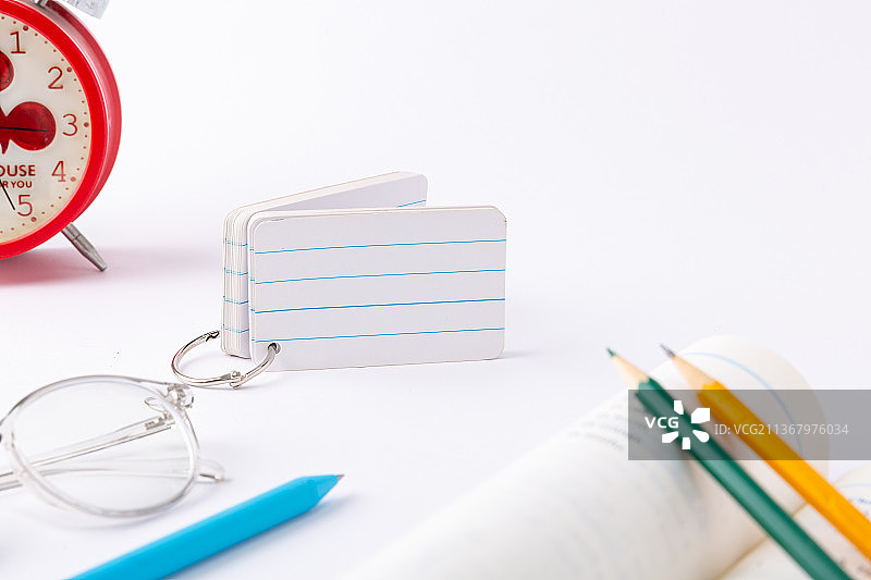 便签本和笔图片素材