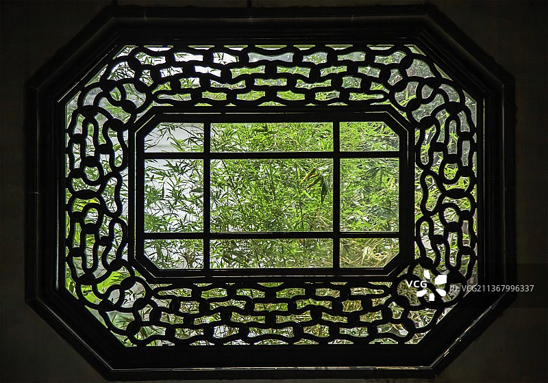 苏州沧浪亭花窗图片素材