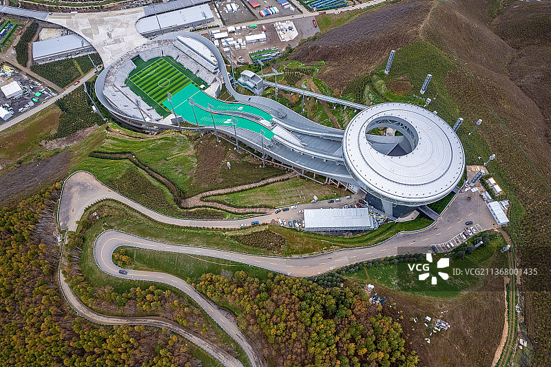 “雪如意”——国家跳台滑雪中心航拍：2022北京冬奥会和冬残奥会张家口赛区比赛场地图片素材