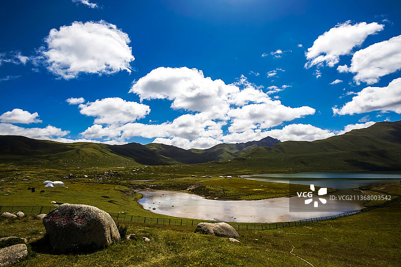 青海果洛年宝玉则图片素材