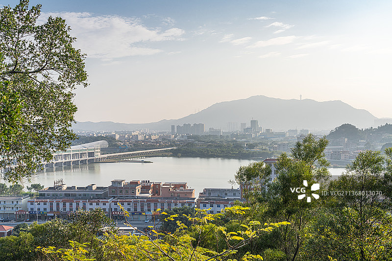 泉州九日山眺望城市风光图片素材