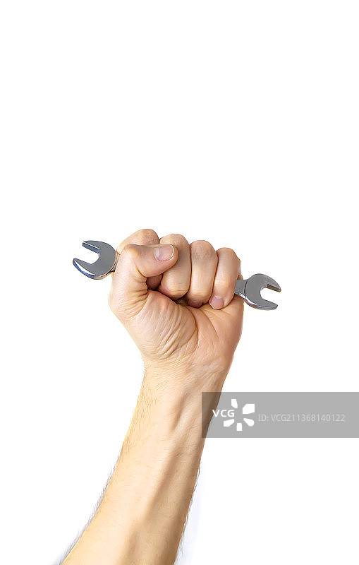 男性手持扳手维修特写镜头图片素材