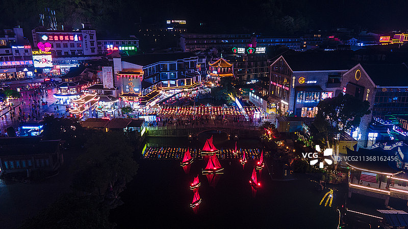 阳朔县城西街夜景图片素材