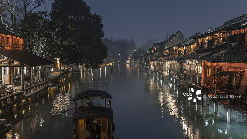 浙江嘉兴乌镇西栅深秋夜色图片素材