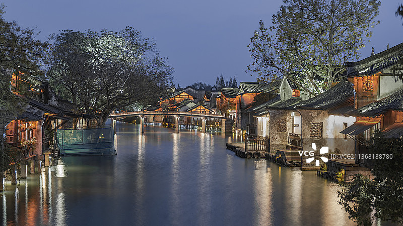 浙江嘉兴乌镇西栅深秋夜色图片素材