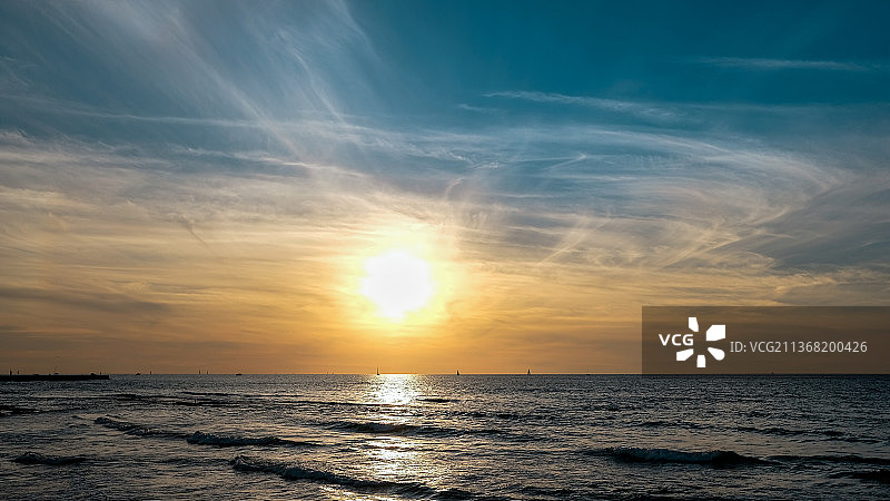 以色列日落时分的海景图片素材