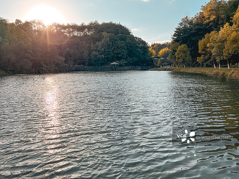 亚洲中国福建省龙岩市武平县碧水公园风光图片素材