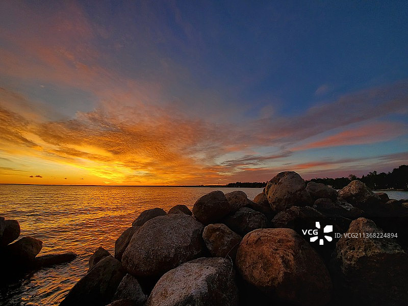 加拿大瓦萨加海滩日落海景图片素材