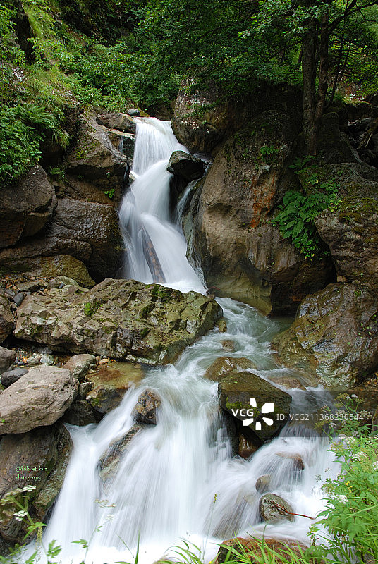土耳其特拉布宗森林瀑布风光图片素材