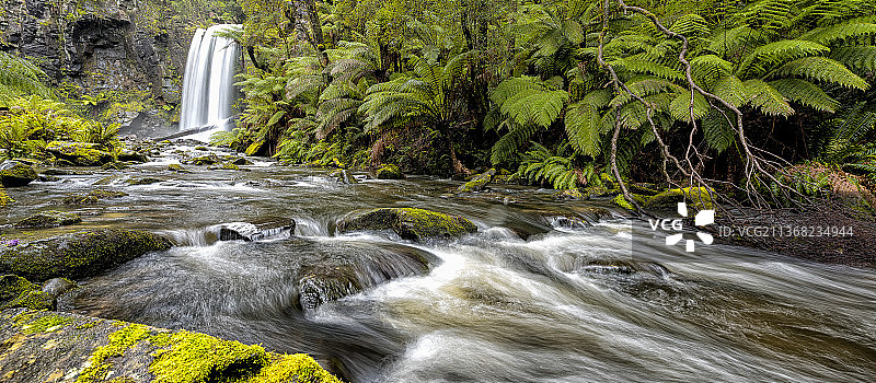 霍普敦瀑布全景，维多利亚州森林瀑布风光，澳大利亚图片素材