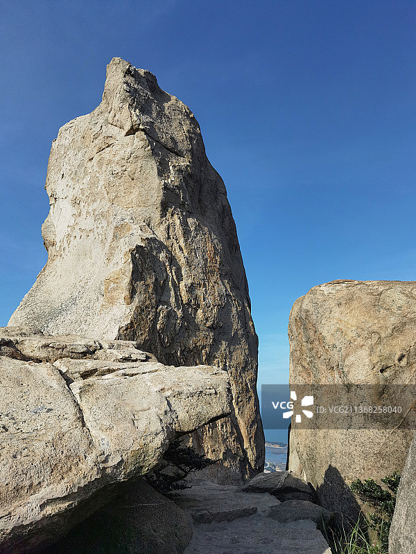莆田汀港山海边石头山图片素材