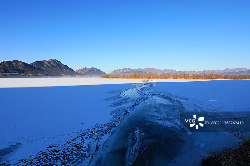 河北遵化龙门湖冬季风光图片素材