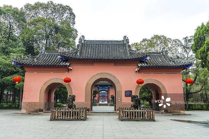 武侯祠 汉昭烈庙 三义庙 刘备 汉昭烈墓 诸葛亮 孔明 刘湘墓 成都 四川 唐碑 古建筑 红墙 绿竹图片素材