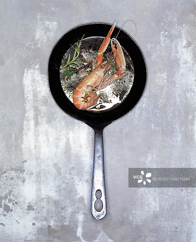 香草平底锅挪威海螯虾图片素材