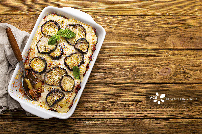 烤茄子牛肉希腊茄盒图片素材