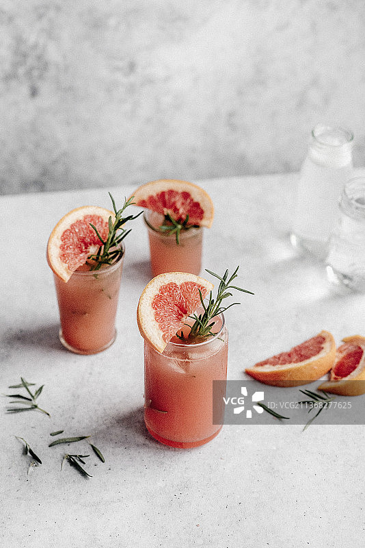 迷迭香西柚柠檬水图片素材