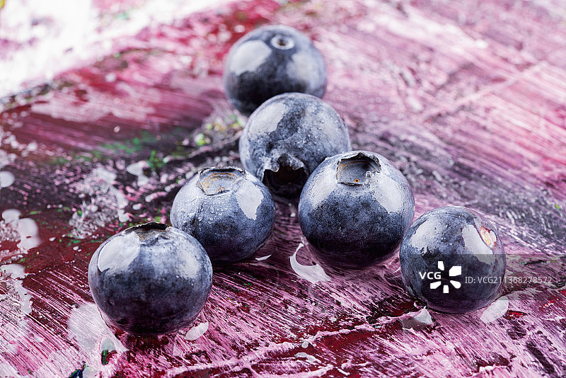 湿蓝莓图片素材