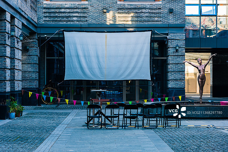 老建筑怀旧露天电影院图片素材