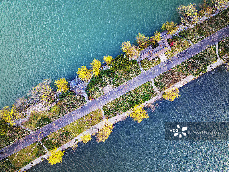 梦幻蓝之苏堤图片素材