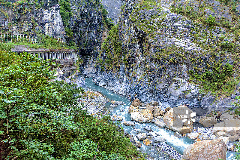 中国台湾花莲太鲁阁燕子口步道图片素材
