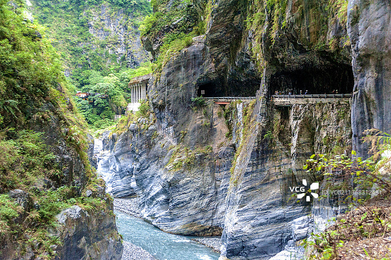 中国台湾花莲太鲁阁燕子口步道图片素材