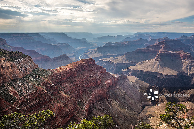 峡谷中的分形山脊，亚利桑那州北缘景观航拍，美国图片素材