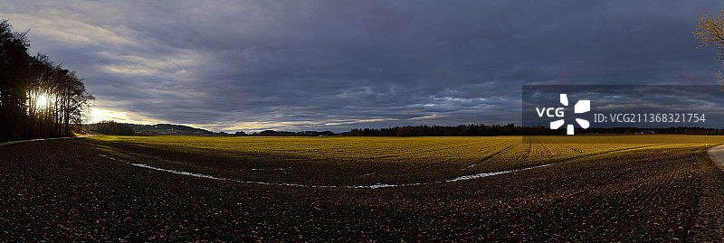 梅林附近的施图尔毛斯卢费尔-全景，德国梅林农业田地的风景图片素材