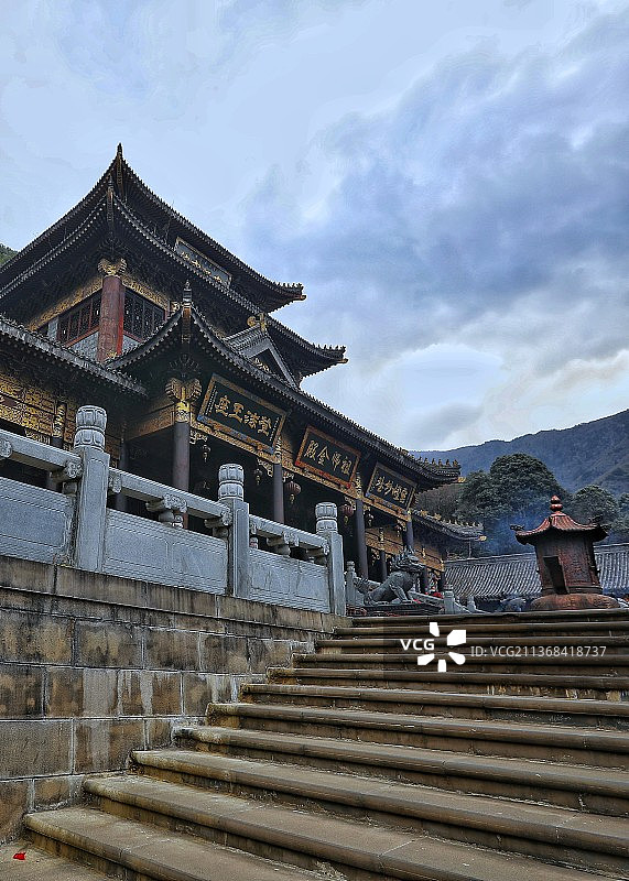 凉山彝族自治州冕宁县灵山寺水图片素材