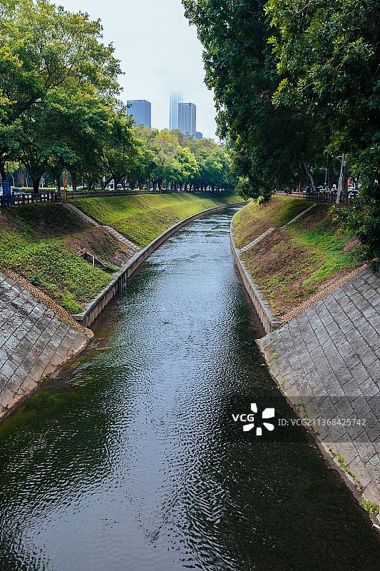 静静的城中内河图片素材