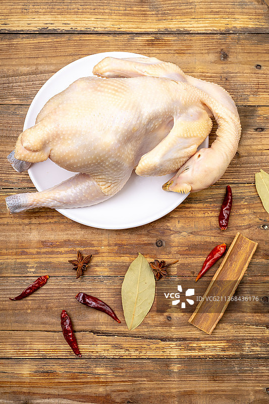 整只三黄鸡图片素材