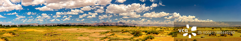 远眺阴山图片素材