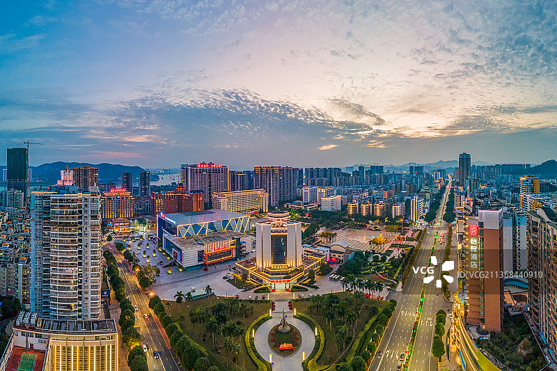 梧州政府广场夜景图片素材