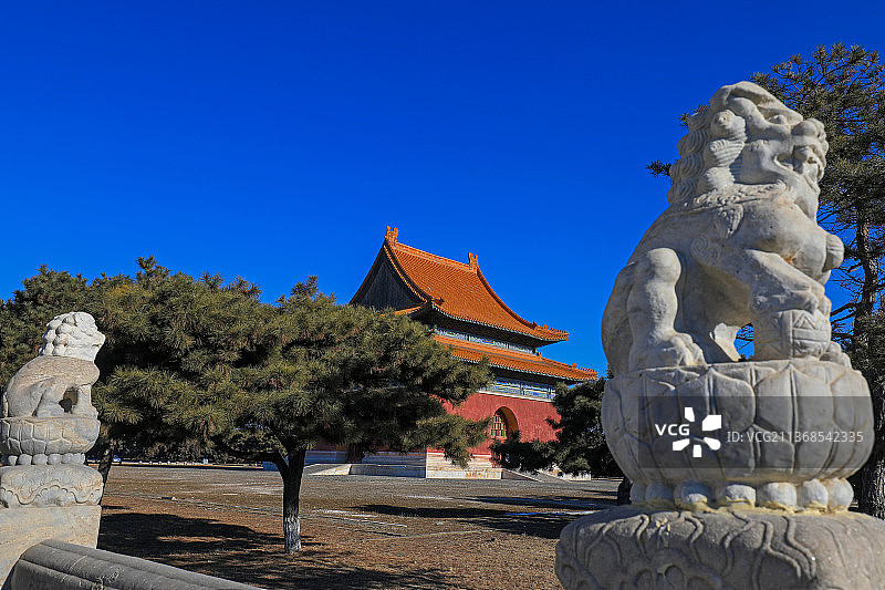 河北遵化清东陵华表围栏上的石狮子图片素材